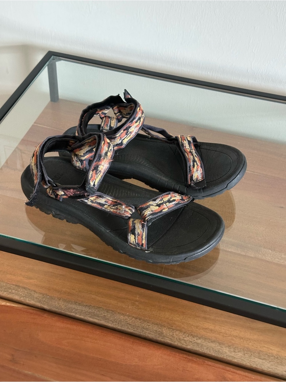 Teva Hurricane XLT2 Men’s 11 Aztec Tribal Print Hiking Sport Sandals 1019234